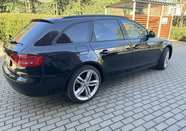 Audi A4 cena 33500 przebieg: 317166, rok produkcji 2009 z Gdynia małe 172